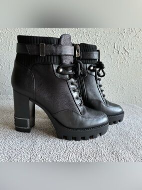 antonio melani mae stretch leather dress booties | Shoes | Antonio Melani 6 Black Heeled Classic Melani roxie leather